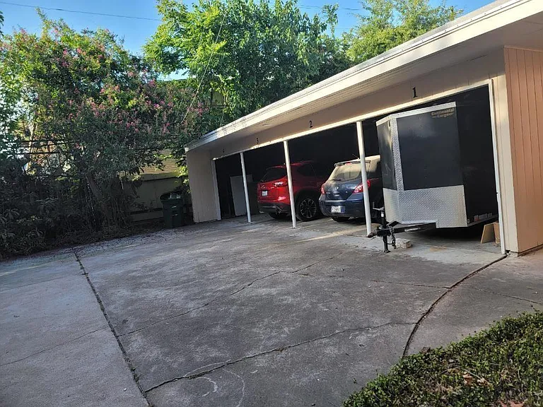 4714 Oakshire Dr #2 — Photo 20