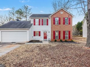 12203 Crestwood Ct, Fayetteville, GA 30215