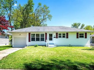 160 Pompano Ln, Florissant, MO 63031