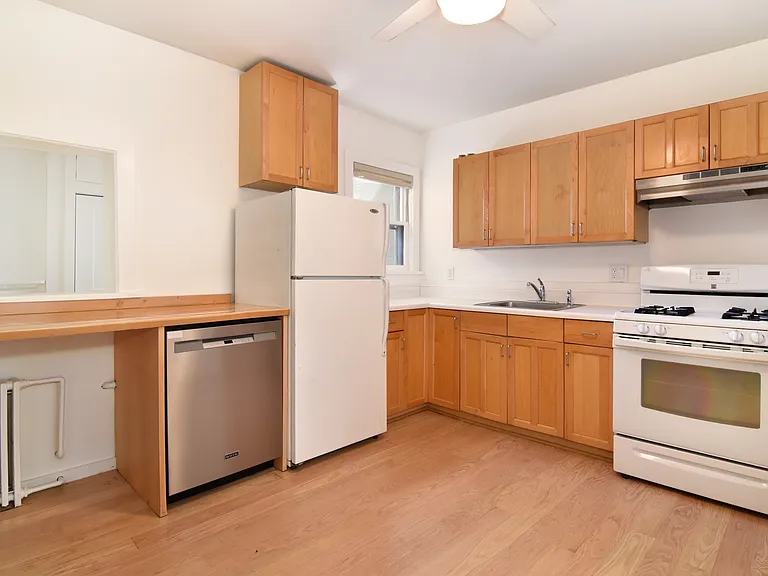 104 Main St #1 — Photo 10