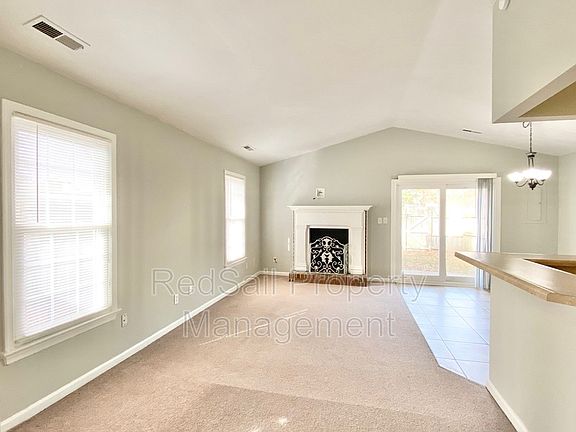 3rd image of 4786 Marlwood Way