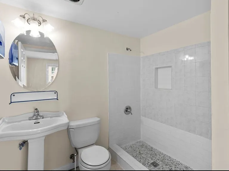 10289 Daystar Ct — Photo 2