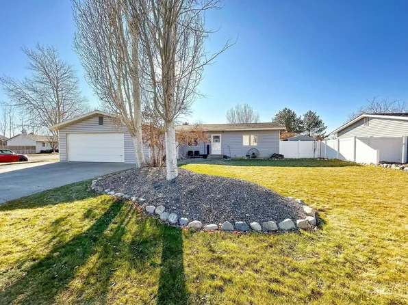 659 Bluebell Ln, Paul, ID 83347