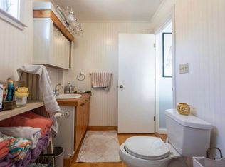 482 Burncoat St #2, Worcester, MA 01606