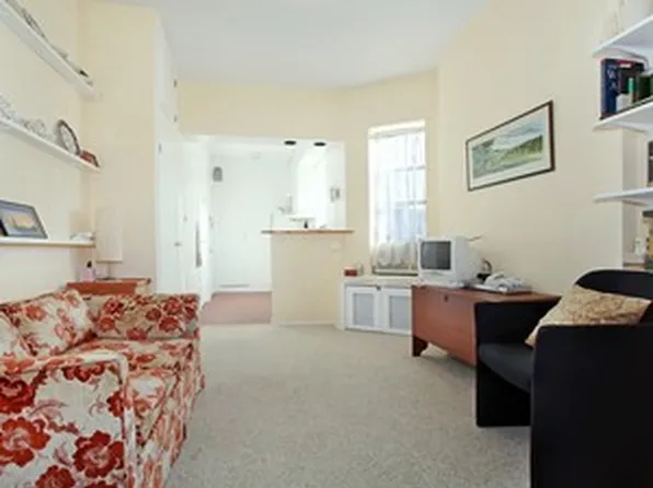 225 West 10th Street image 1 of 5