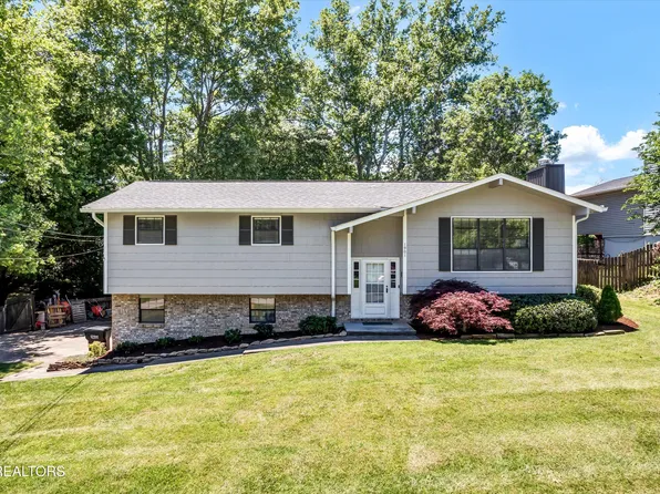 1901 Plumb Creek Cir, Knoxville, TN 37932