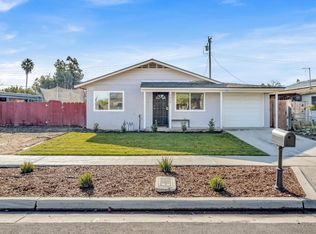 5926 E Garland Ave, Fresno, CA