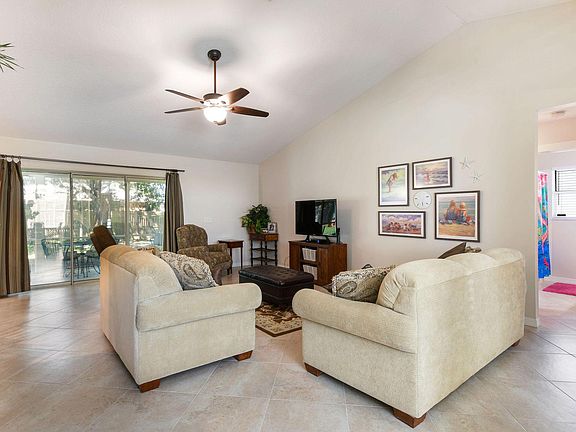 5th image of 3902 SW Kakopo St