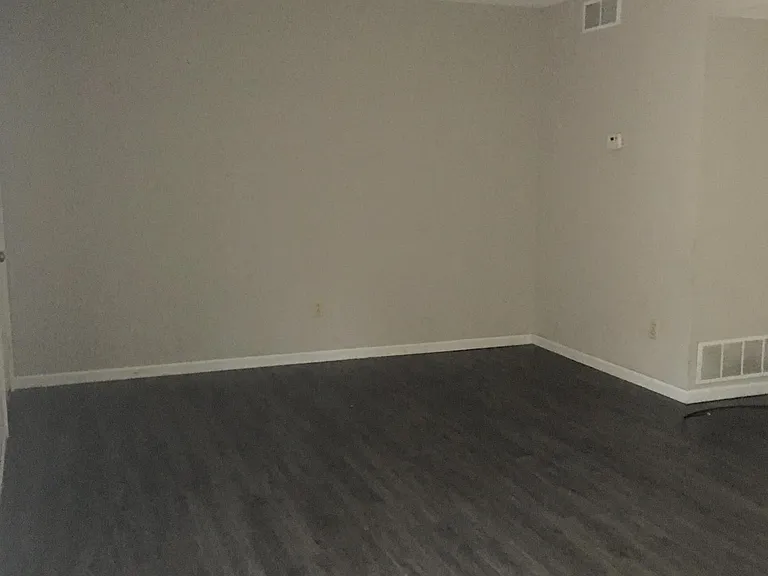 2216 Live Oak Ln — Photo 7