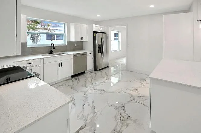5410 Fillmore St — Photo 4