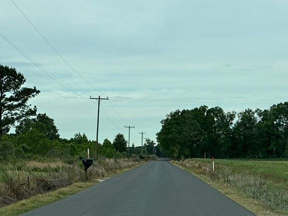 4th image of 1002 Clyde Chachere Rd