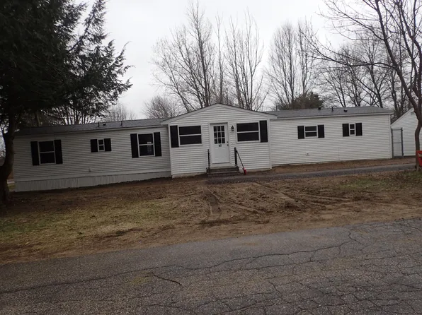 17 Mark Circle, Berwick, ME 03901