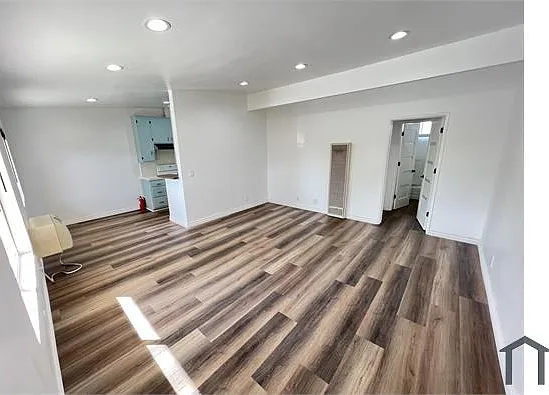5550 Denny Ave #201