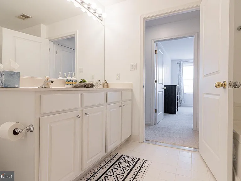 4800 Coyle Rd #506 — Photo 9