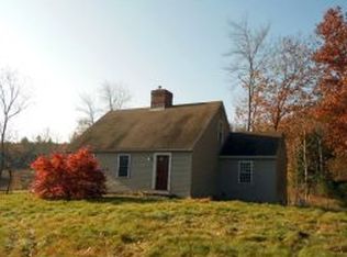 95 New Bow Lake Rd, Barrington, NH 03825