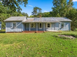 802 Huguenot Trl, Midlothian, VA 23113