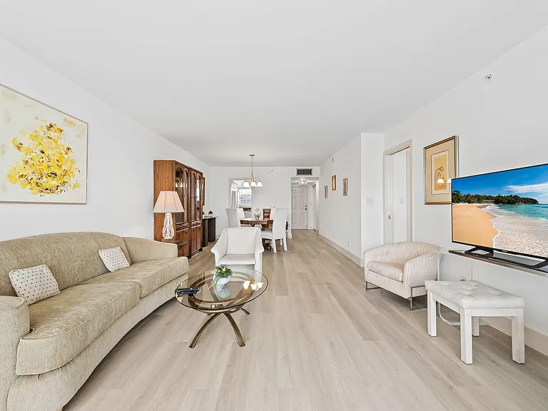 3300 S Ocean Blvd #723C — Photo 11