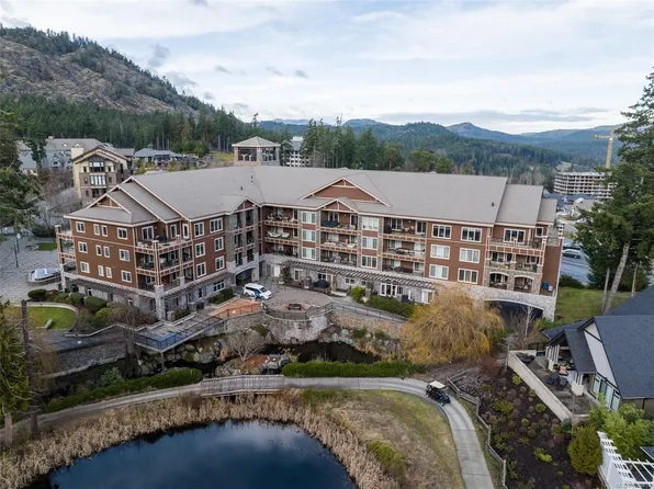 1325 Bear Mountain Pkwy Unit 211, Langford, BC V9B 6T8