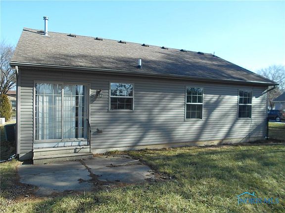2nd image of 10 Dunderry Ln