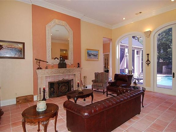 3rd image of 2110 Forest Falls Dr