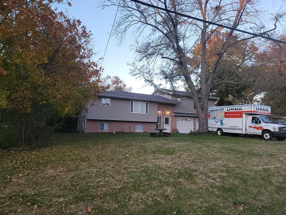 1st image of 825 W Shenandoah Dr APT A
