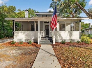 1022 N Donnelly St, Mount Dora, FL 32757