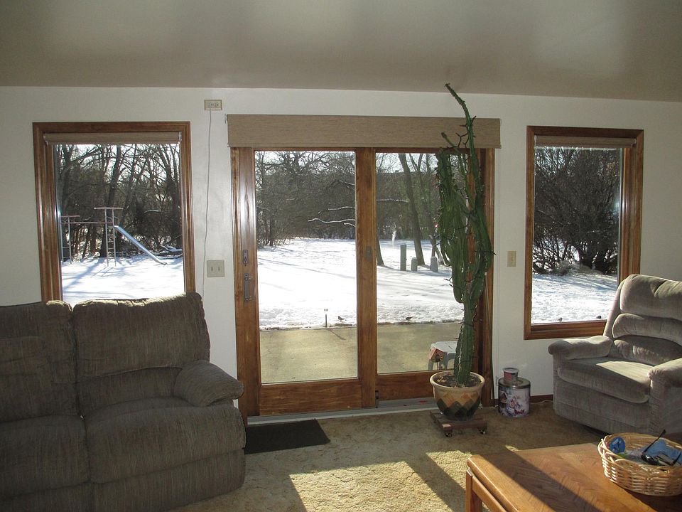 Living rm inside-new windows