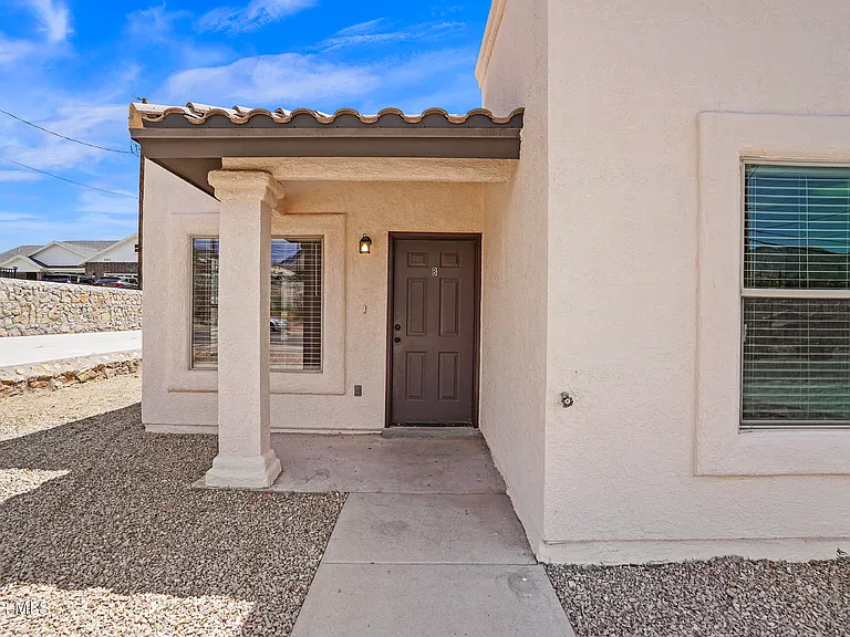 8804 Eclipse St #B — Photo 4
