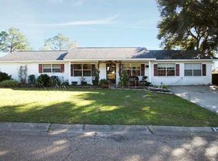 121 Donna St, Gulfport, MS 39503