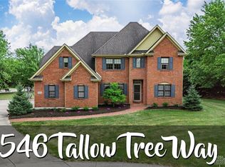 546 Tallow Tree Way, Tipp City, OH 45371