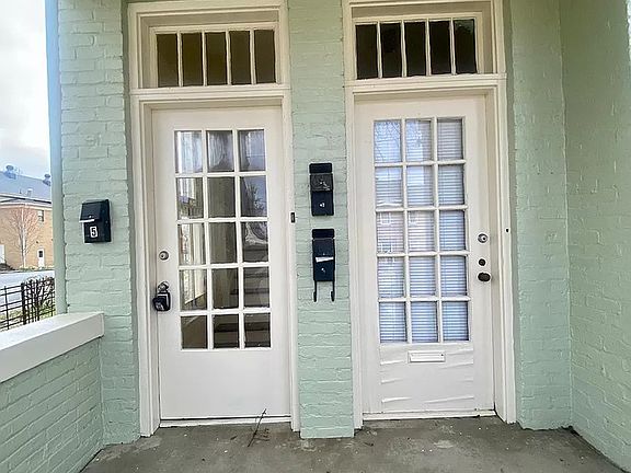 2nd image of 305 E 7th St #3-4