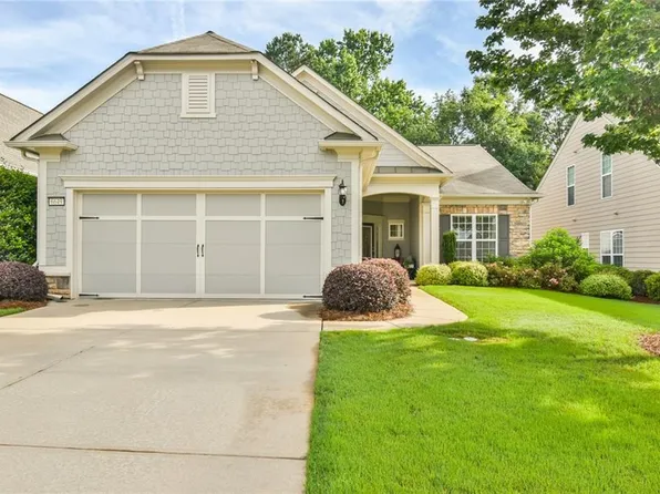 6649 Burnt Hickory Dr, Hoschton, GA 30548