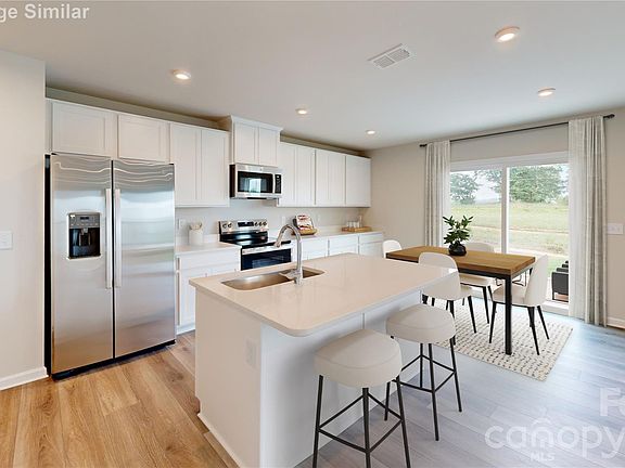 2nd image of 11005 Rococo Ln