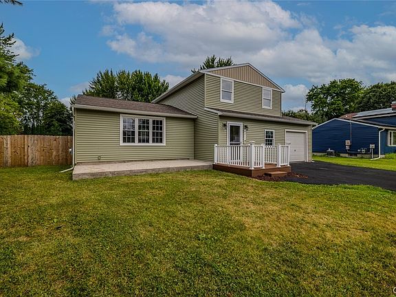 4th image of 4211 Inverrary Dr