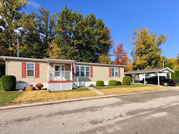 3333 Ravenswood Rd Lot 145, Marysville, MI 48040