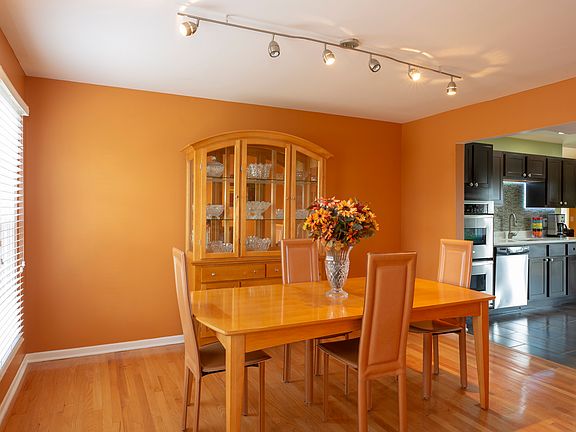 5th image of 4506 Carol Ann Ct
