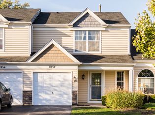 2052 Muirfield Cir, Elgin, IL 60123