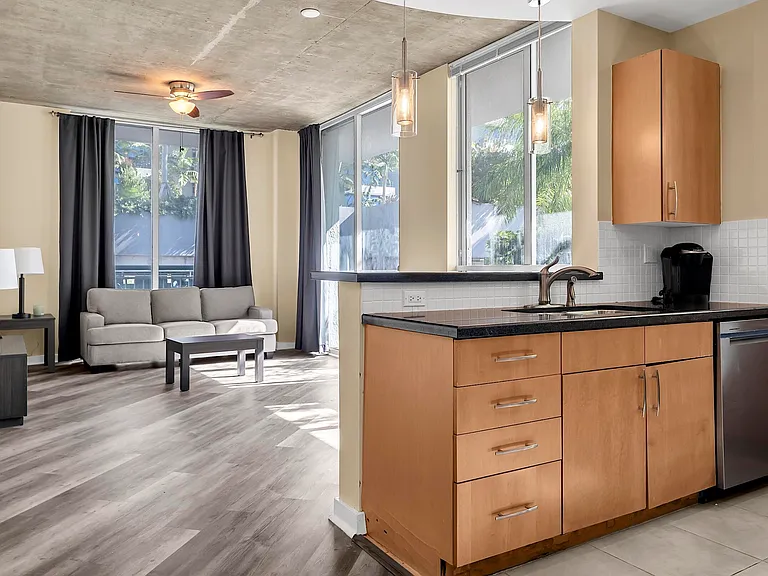 300 S Australian Ave #618 — Photo 12