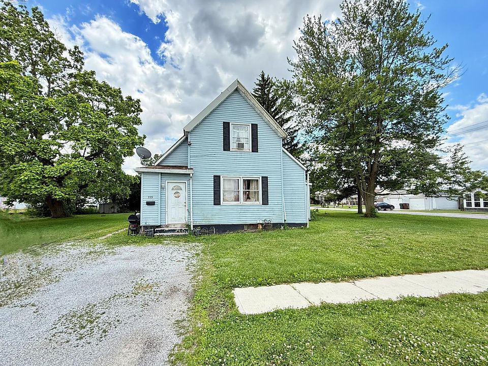 1st image of 253 4th Ave