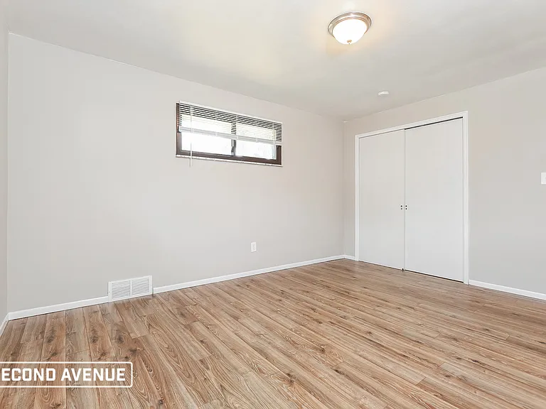 138 College Park Dr — Photo 8