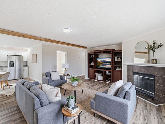 2nd image of 4024 Smith Ln
