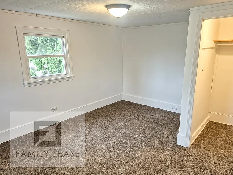 806 Morton St — Photo 22