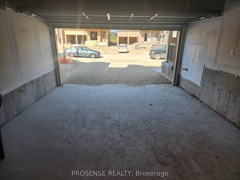 435 Van Dusen Ave — Photo 36