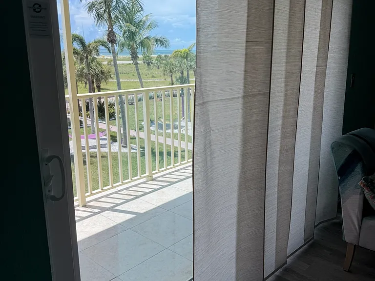11360 Gulf Blvd #302 — Photo 13