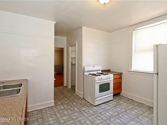5th image of 8249 S Maryland Ave APT 3