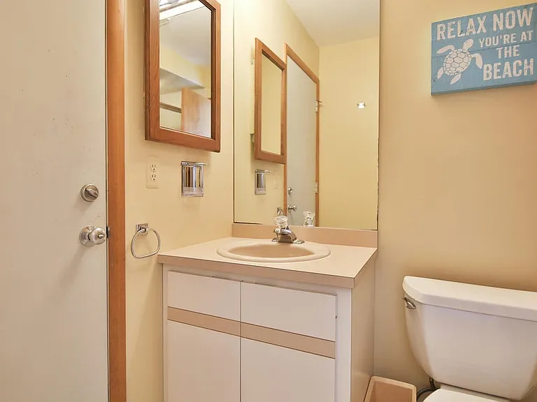 21 Brown Ave — Photo 83