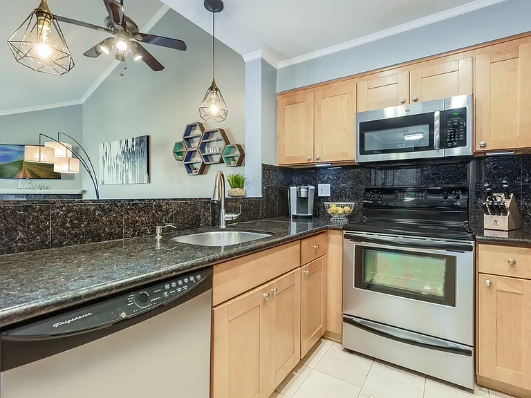 39224 Guardino Dr #308 — Photo 6