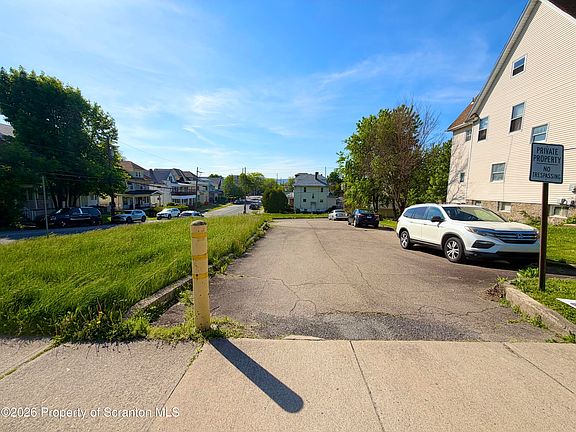3rd image of 301 Harrison Ave