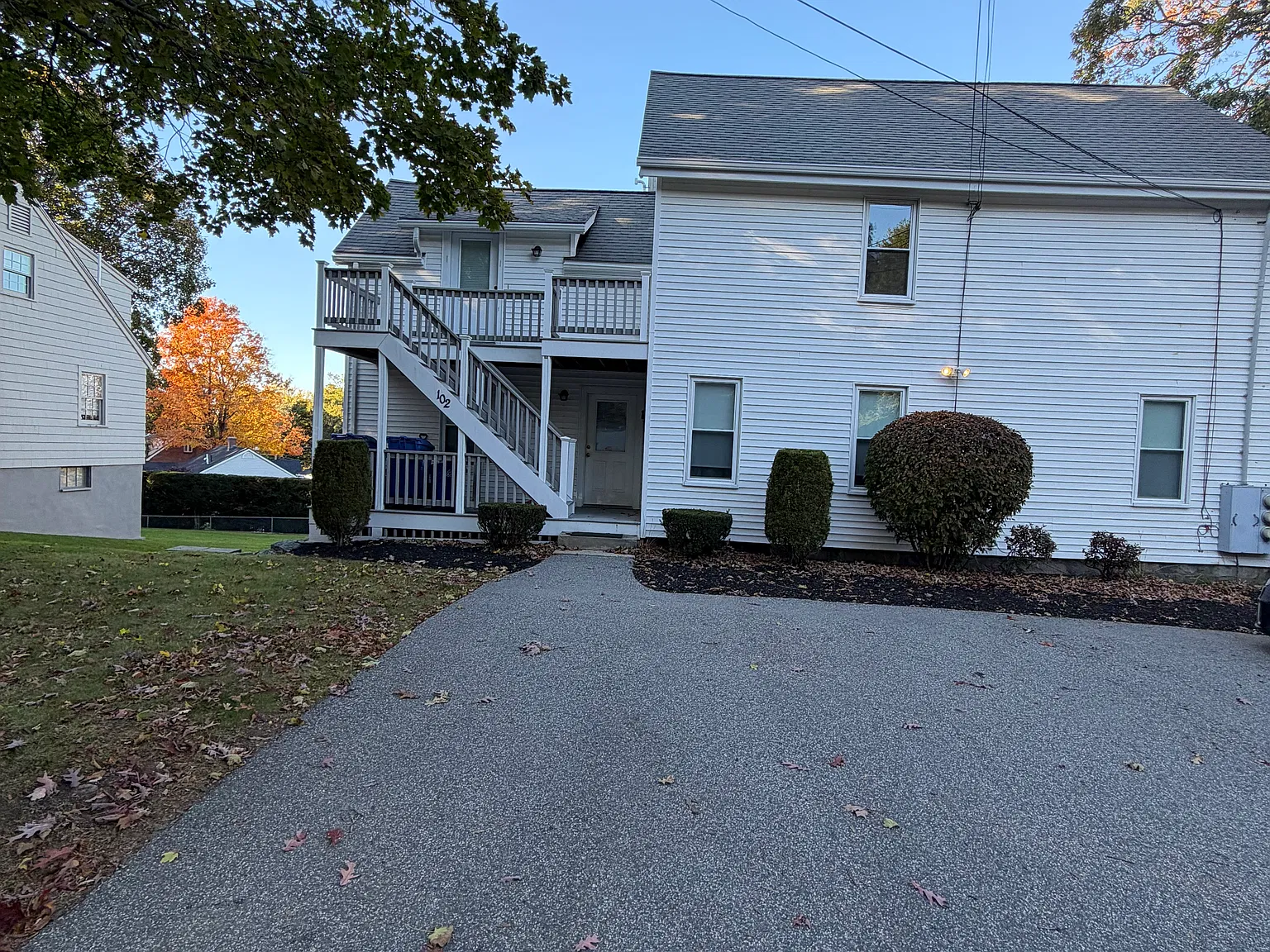 3 bed, 1100 sqft, $3,600 — Photo 2