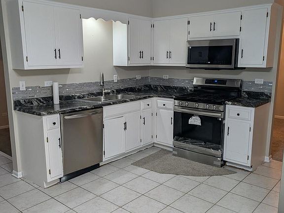 5th image of 6237 Michael Ln